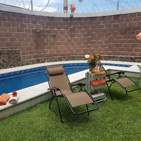 Casa Los Peregrina Cuernavaca Bagian luar foto
