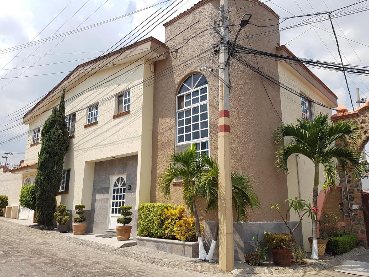 Casa Los Peregrina Cuernavaca Bagian luar foto
